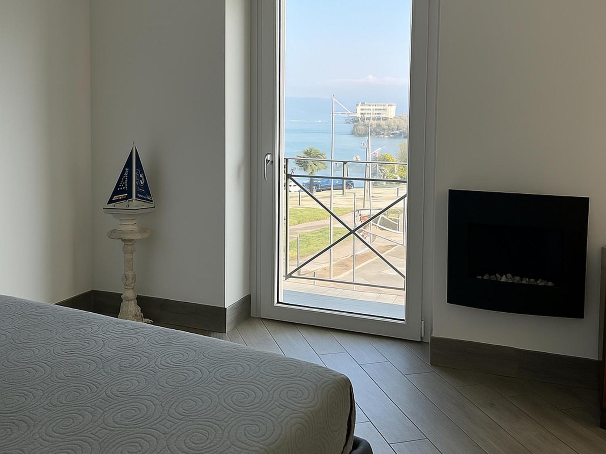 Hotel Relais Al Porto Peschiera del Garda Esterno foto
