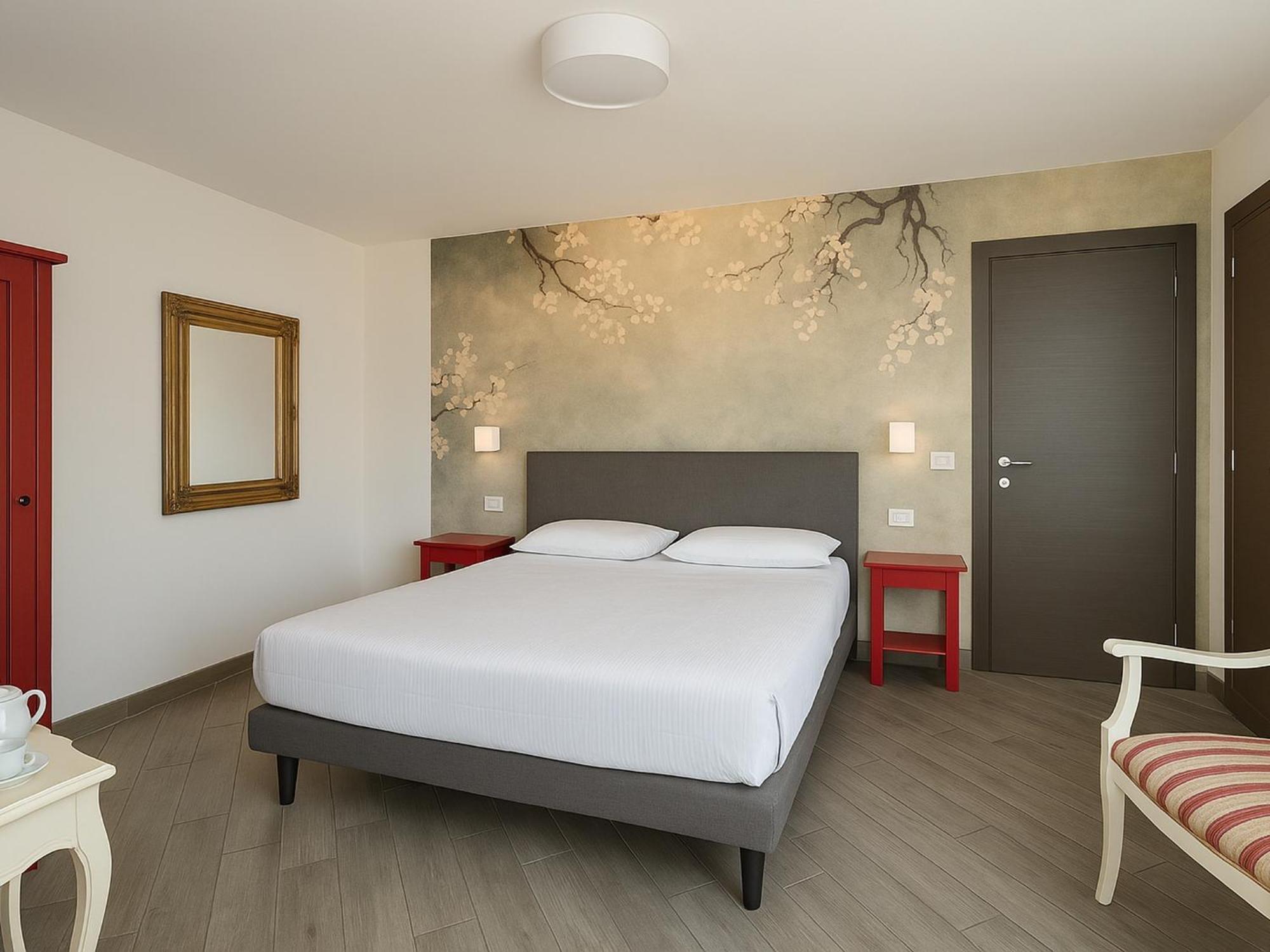 Hotel Relais Al Porto Peschiera del Garda Esterno foto